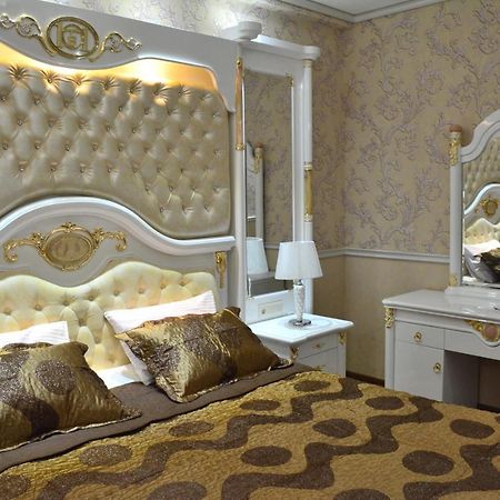 Elegant Boutique Rustaveli Hotell Tbilisi Exteriör bild