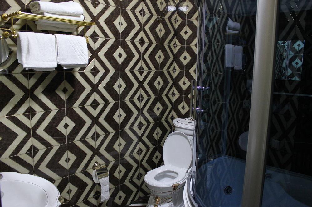 Elegant Boutique Rustaveli Hotell Tbilisi Exteriör bild