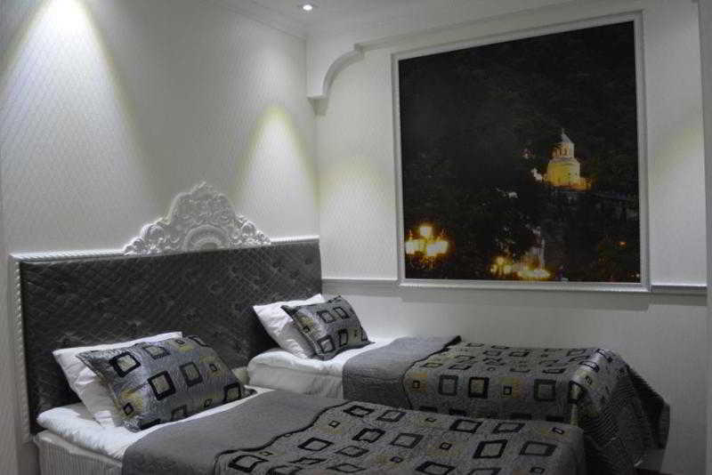 Elegant Boutique Rustaveli Hotell Tbilisi Exteriör bild
