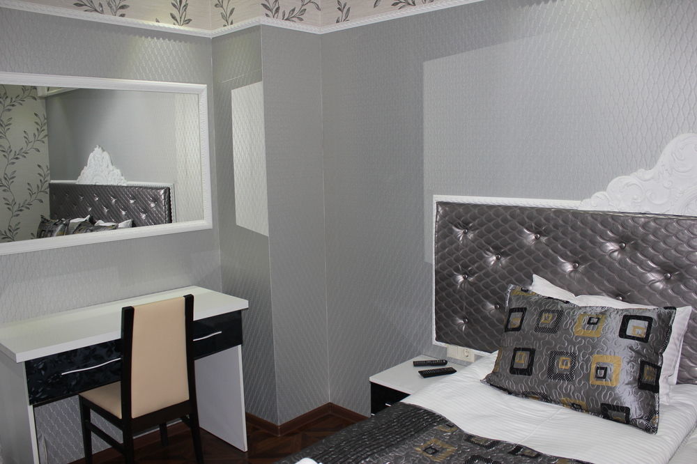 Elegant Boutique Rustaveli Hotell Tbilisi Exteriör bild