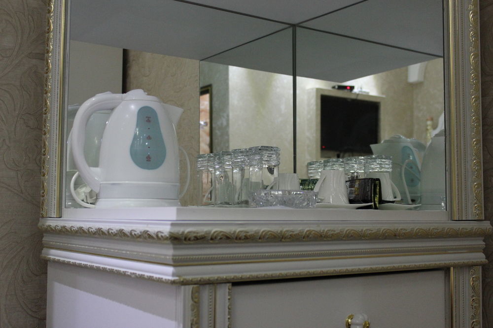 Elegant Boutique Rustaveli Hotell Tbilisi Exteriör bild