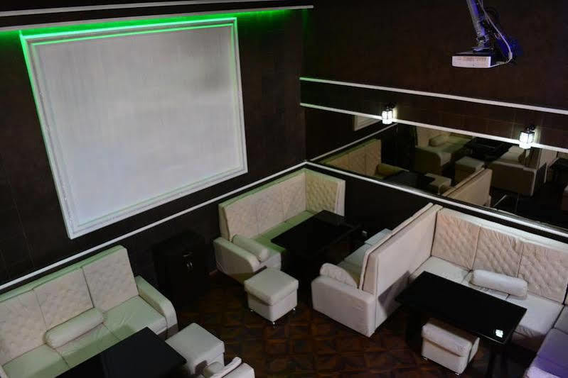 Elegant Boutique Rustaveli Hotell Tbilisi Exteriör bild